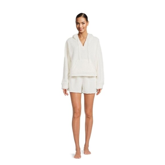 Oversize Sets Hoodie and Shorts 2 Piece Active Set Size S (3-5) Winte… - Picture 3 of 8